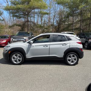 HYUNDAI KONA SEL - 3