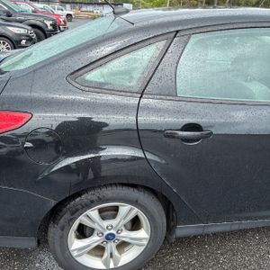 FORD FOCUS SE - 9