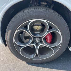 2022 ALFA Romeo STELVIO VELOCE — миниатюра 17
