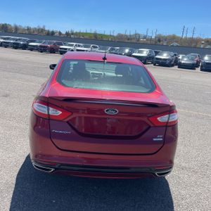 FORD FUSION SE - 7