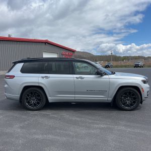 JEEP GRAND CHEROKEE L SUMMIT RESERVE - 10