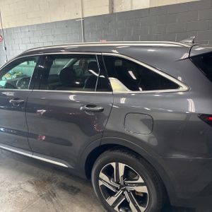 KIA SORENTO HYBRID EX - 6