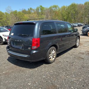 DODGE GRAND CARAVAN SXT - 8