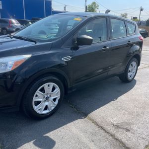 FORD ESCAPE S - 2