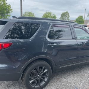 FORD EXPLORER XLT - 9