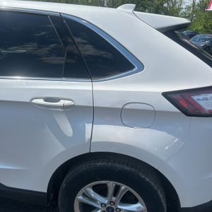 FORD EDGE SEL - 6