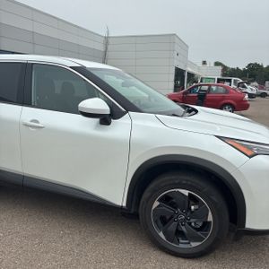 2025 Nissan ROGUE SV 缩略图 13