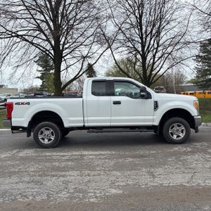 FORD F-250 XLT - 10