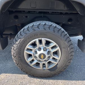 2024 Chevrolet SILVERADO 2500HD LT 缩略图 18
