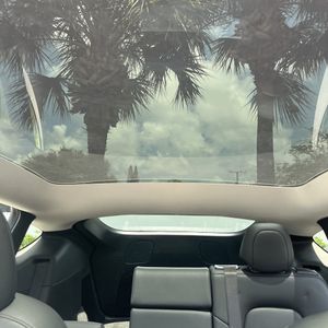 صورة مصغرة 40 لـ 2021 Tesla MODEL Y STANDARD RANGE