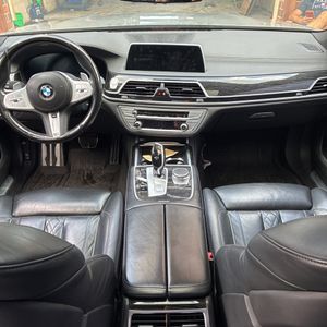 2022 BMW 740 I 照片 35