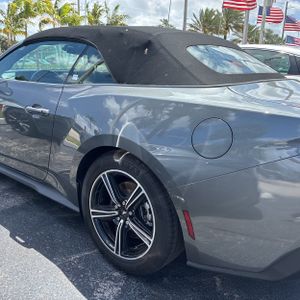 FORD MUSTANG ECOBOOST PREMIUM - 4