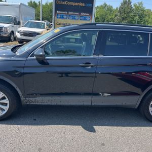 صورة 4 لـ 2019 Volkswagen TIGUAN SE 4MOTION