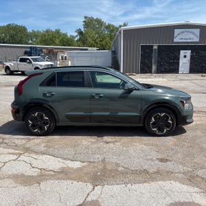 KIA NIRO EV WIND - 10