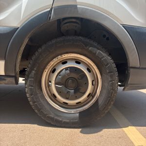 صورة مصغرة 19 لـ 2019 FORD TRANSIT 250