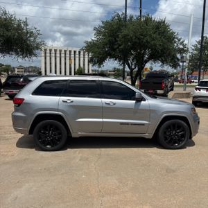 JEEP GRAND CHEROKEE ALTITUDE - 10