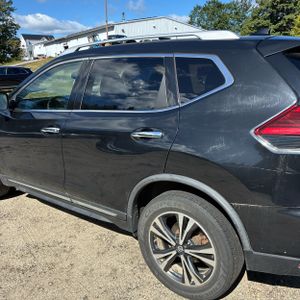 2017 Nissan ROGUE SL 照片 6