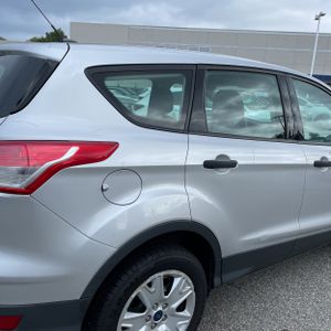صورة 9 لـ 2015 FORD ESCAPE S
