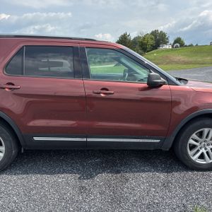 2018 FORD EXPLORER XLT thumbnail 11