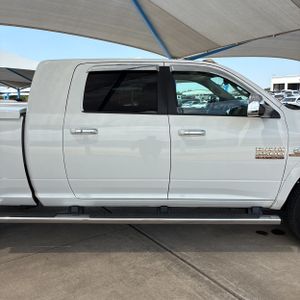 صورة مصغرة 11 لـ 2016 RAM 2500 LARAMIE