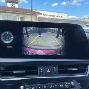 صورة مصغرة 38 لـ 2022 Lexus ES 350 BASE