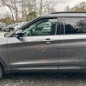 FORD EXPLORER XLT - 4