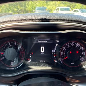 2019 Dodge CHALLENGER R/T — миниатюра 39