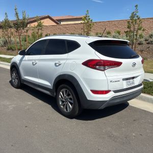 HYUNDAI TUCSON SE - 5