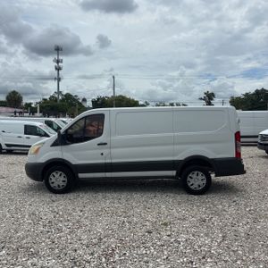 FORD TRANSIT 250 - 3