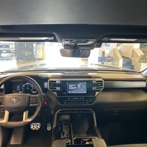 صورة مصغرة 38 لـ 2026 Toyota SEQUOIA SR5