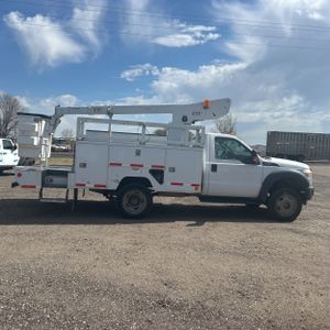 FORD F-550 CHASSIS XL - 10