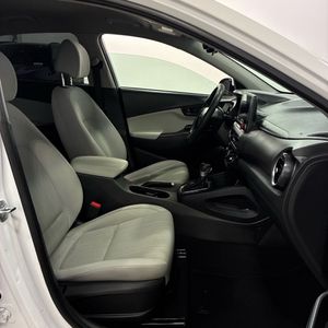 صورة 33 لـ 2023 Hyundai KONA SEL