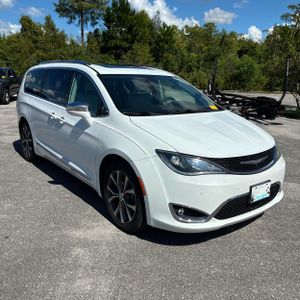 2017 Chrysler PACIFICA LIMITED — фото 10