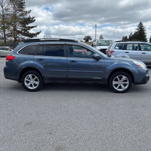 SUBARU OUTBACK PREMIUM - 10