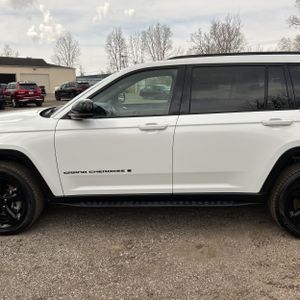 JEEP GRAND CHEROKEE L - 4