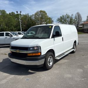 CHEVROLET EXPRESS 2500 - 1