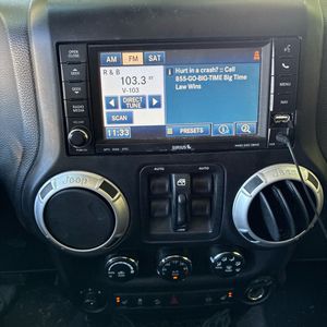2011 JEEP WRANGLER UNLIMITED SAHARA 照片 37