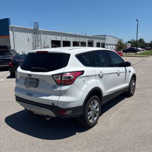 2017 FORD ESCAPE SE — фото 8