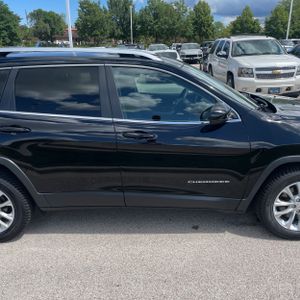 صورة مصغرة 11 لـ 2019 JEEP CHEROKEE LATITUDE