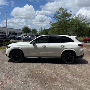 MERCEDES-BENZ GLC - 3