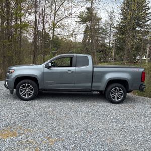 CHEVROLET COLORADO LT - 3