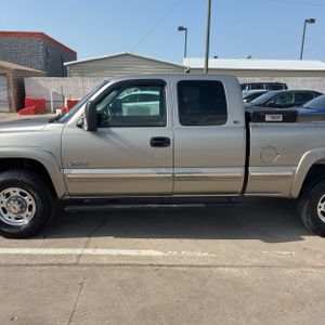 CHEVROLET SILVERADO 2500 - 4