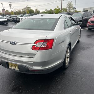 FORD TAURUS SEL - 8