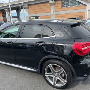 MERCEDES-BENZ GLA - 6
