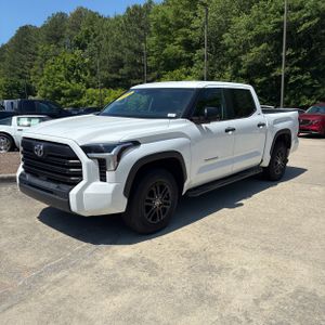 TOYOTA TUNDRA - 1