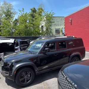 LAND ROVER DEFENDER 130 X-DYNAMIC SE - 3
