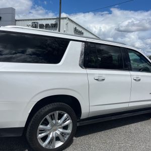 CHEVROLET SUBURBAN HIGH COUNTRY - 9