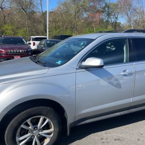 CHEVROLET EQUINOX LT - 2