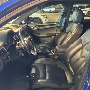 صورة مصغرة 31 لـ 2018 Porsche MACAN BASE