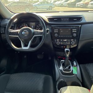 2017 Nissan ROGUE SV 缩略图 36